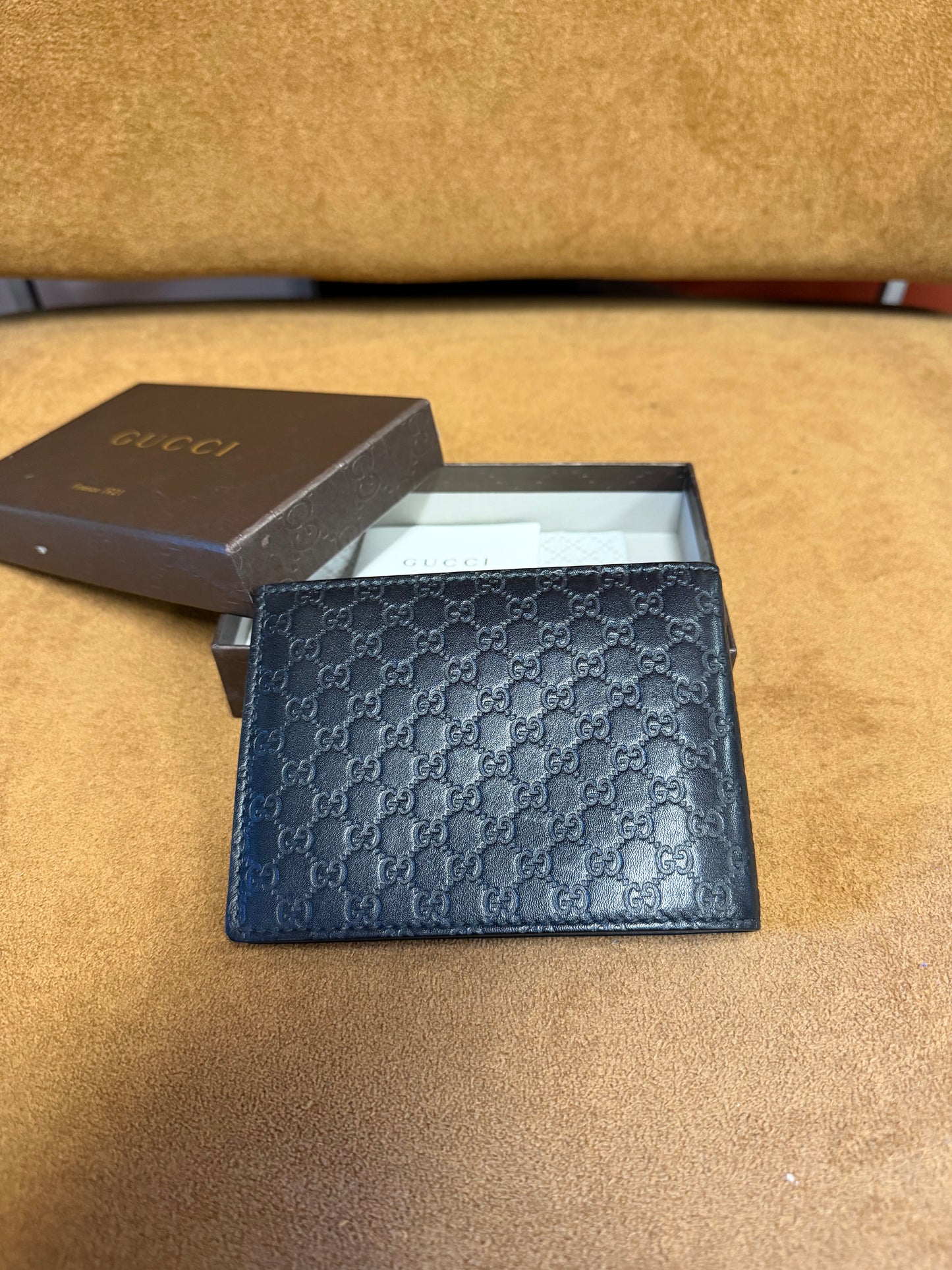 Gucci Microguccissima Leather Bi-Fold Wallet