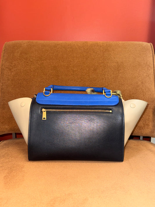 Tri-Color Trapeze bag in blue grained leather