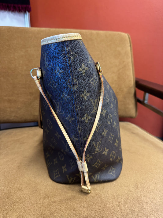 Louis Vuitton Neverfull PM