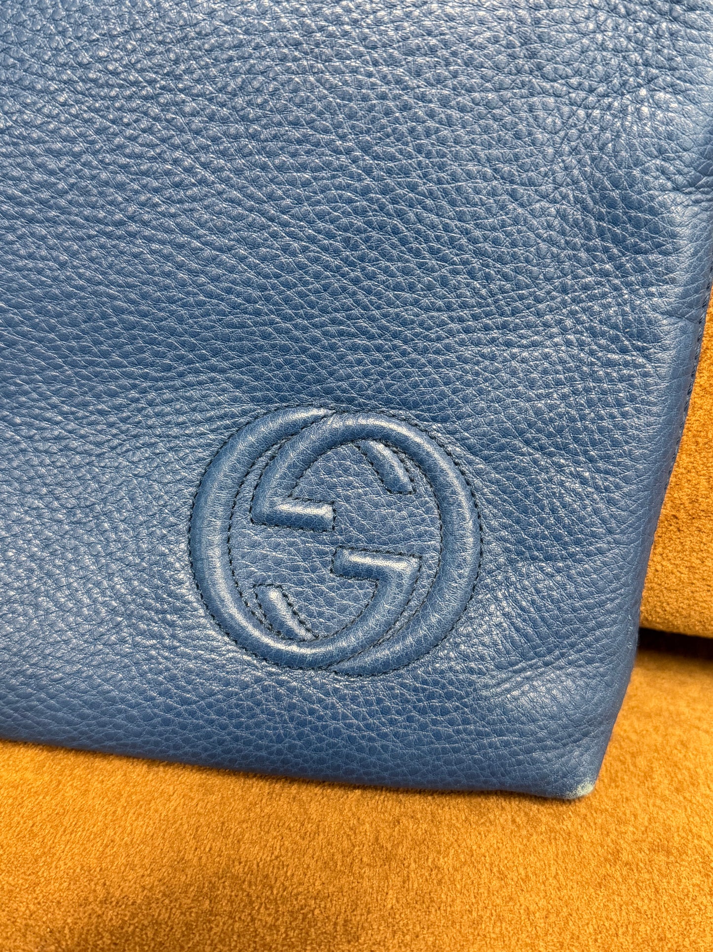 Gucci Soho Leather Zip Pouch Clutch