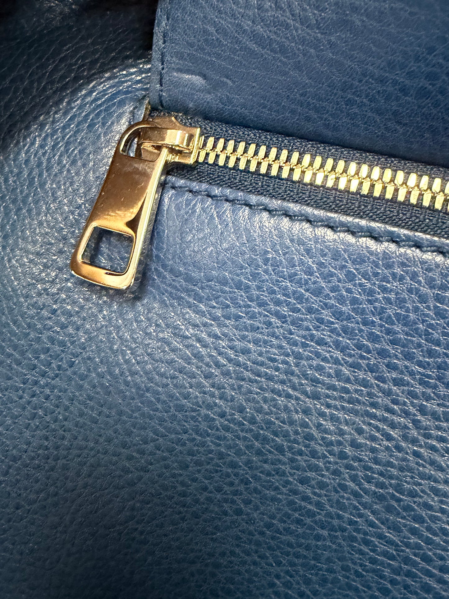 Gucci Soho Leather Zip Pouch Clutch