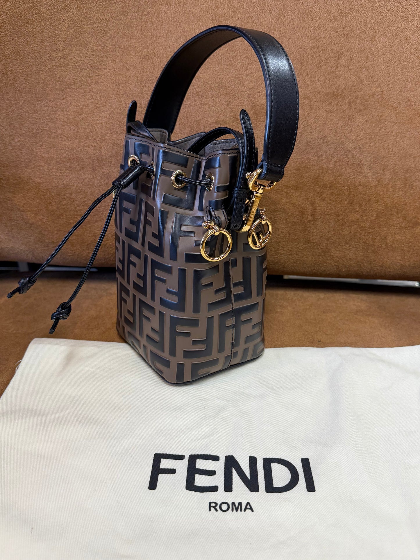 Fendi Mon Trésor Mini Bucket Bag