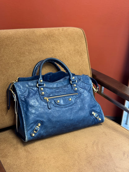 Classic City bag in navy blue