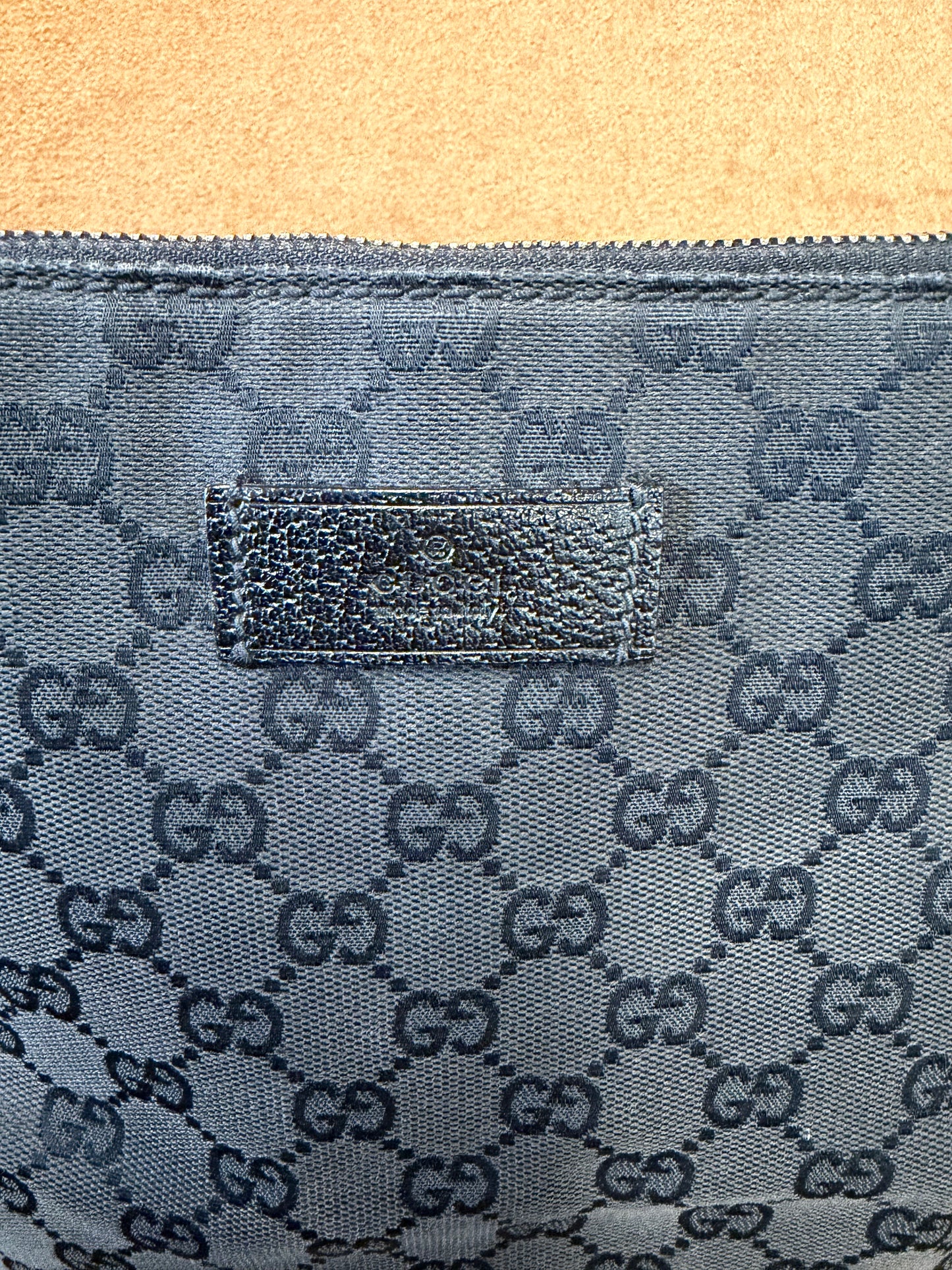 Gucci GG Canvas Medium Messenger Bag