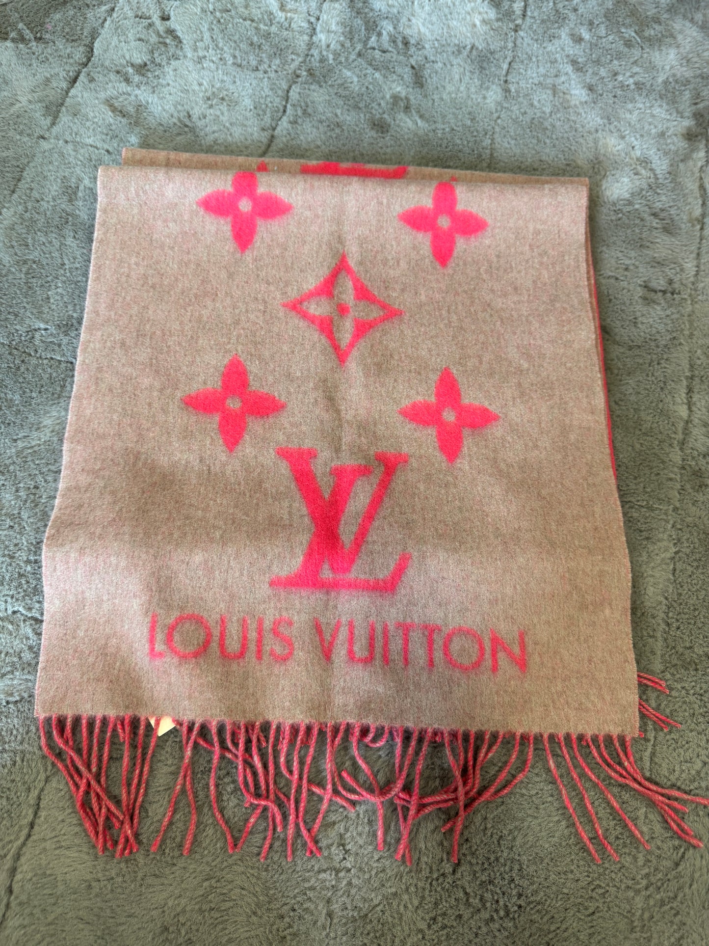 Louis Vuitton Reykjavik Monogram Cashmere Scarf — Camel &amp; Red