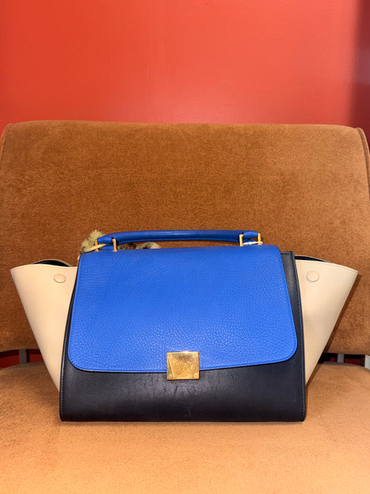 Tri-Color Trapeze bag in blue grained leather