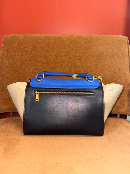 Tri-Color Trapeze bag in blue grained leather