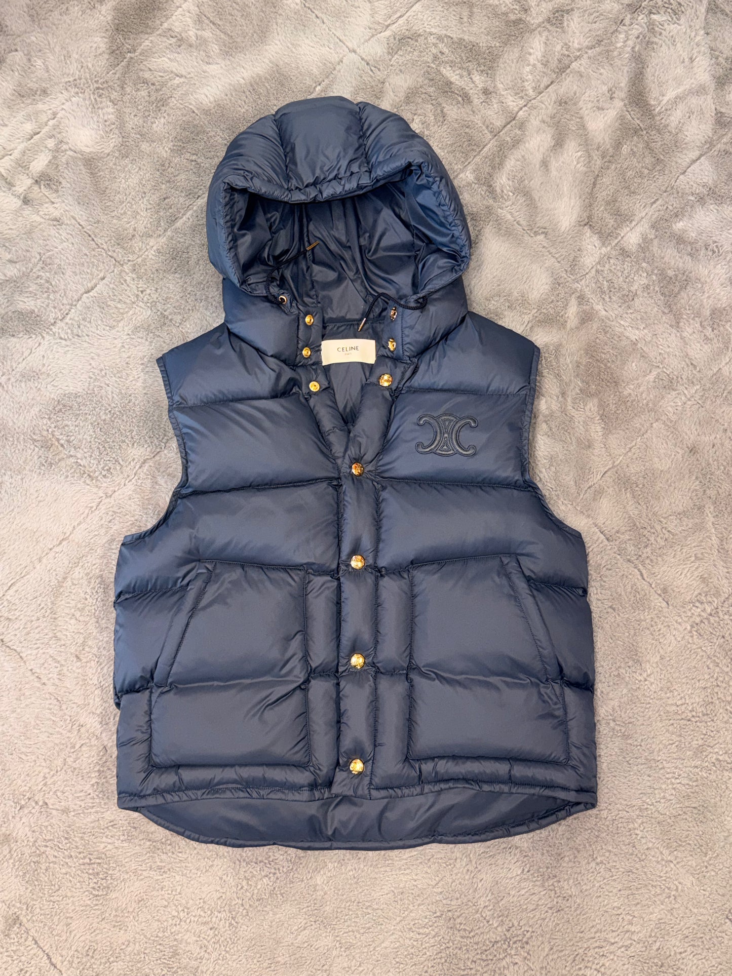 Sleeveless Down Jacket in Lightweight Nylon