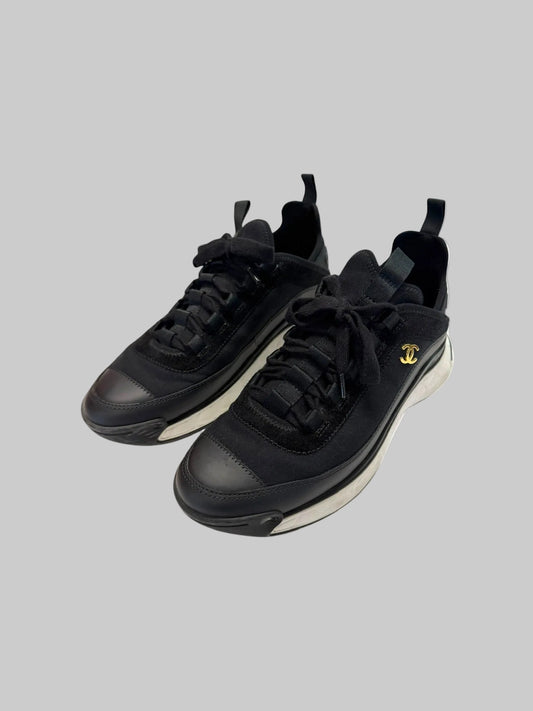 Chanel CC Logo Low-Top Sneaker