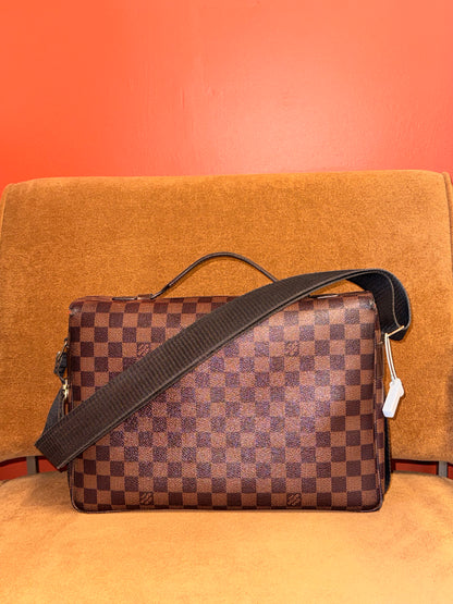Louis Vuitton Broadway Messenger bag