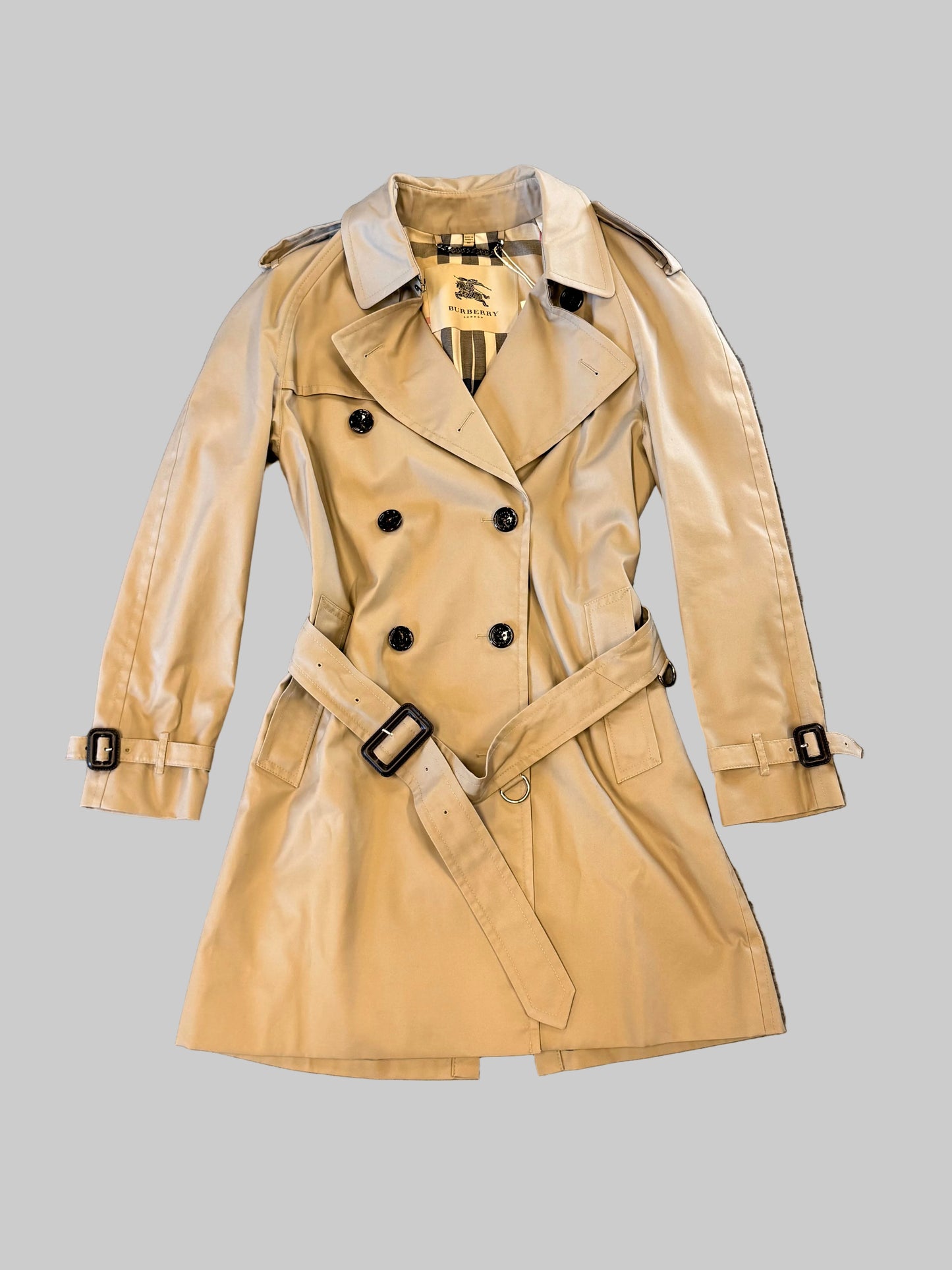 Burberry Kensington Heritage Trench Coat